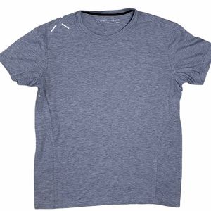 Ten Thousand Men’s Gray Tech Shirt Small